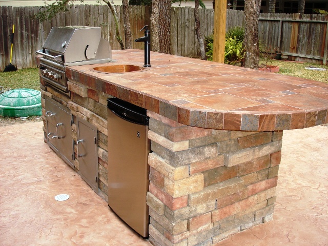 small outdoor kitchens
